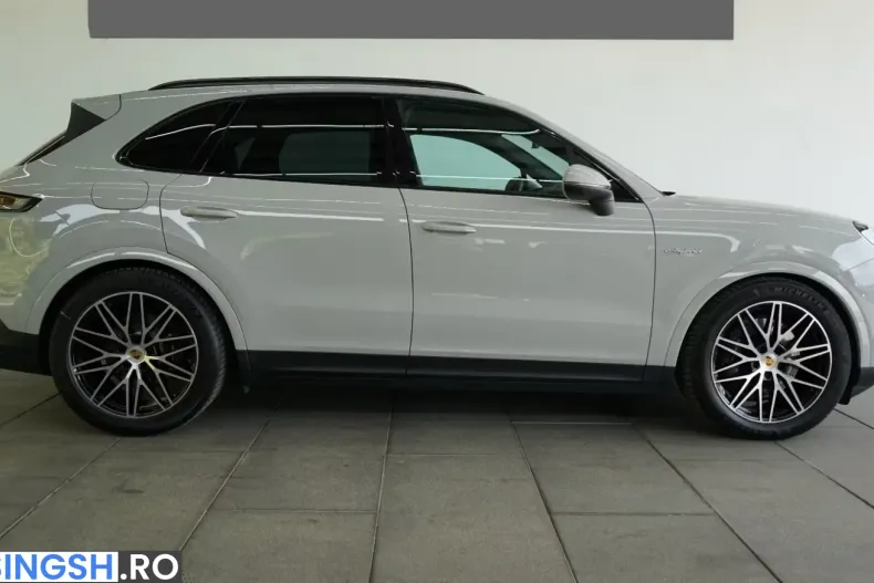 Porsche Cayenne din 2024 cu 12.970 km - oferta POR242015 - foto 8