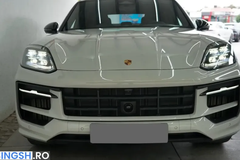 Porsche Cayenne din 2026 cu 6.400 km - oferta POR242018 - foto 4