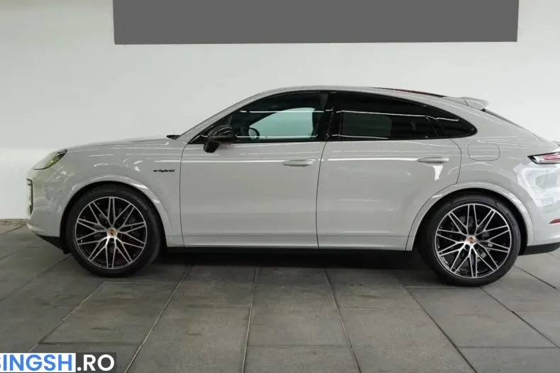 Porsche Cayenne din 2026 cu 6.400 km - oferta POR242018 - foto 9
