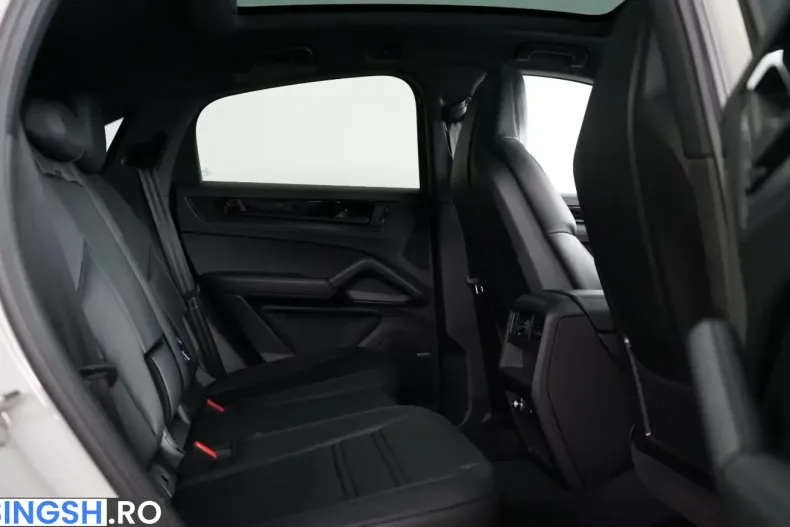 Porsche Cayenne din 2026 cu 6.400 km - oferta POR242018 - foto 21