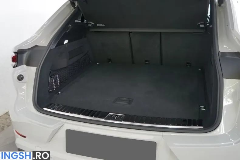 Porsche Cayenne din 2026 cu 6.400 km - oferta POR242018 - foto 32