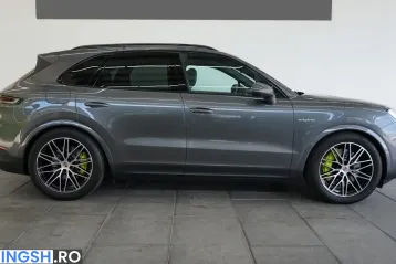Porsche Cayenne din 2025 - oferta POR242020