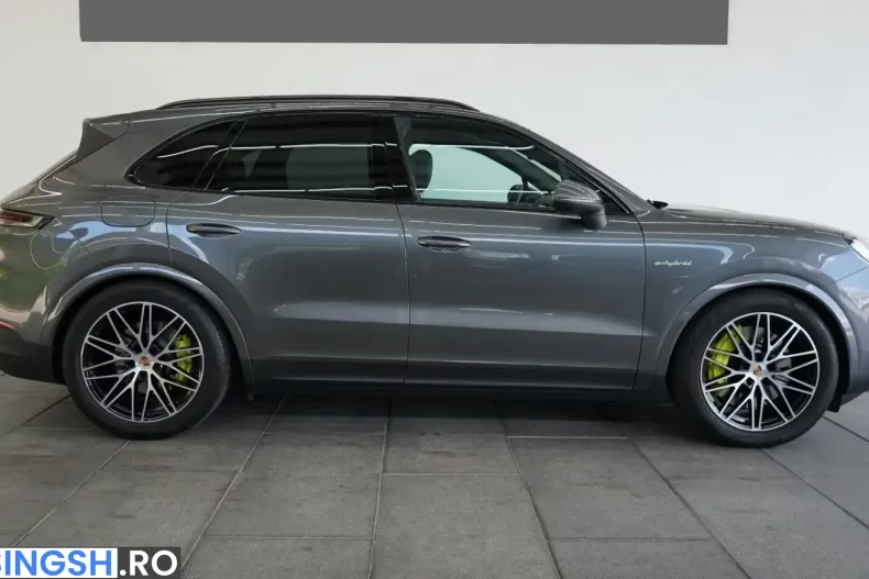 Porsche Cayenne din 2025 cu 15.700 km - oferta POR242020 - foto 1