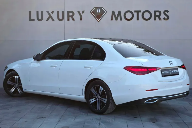 Mercedes-Benz C 180 (Clasa C) din 2021 cu 87.500 km - oferta MER242028 - foto 4
