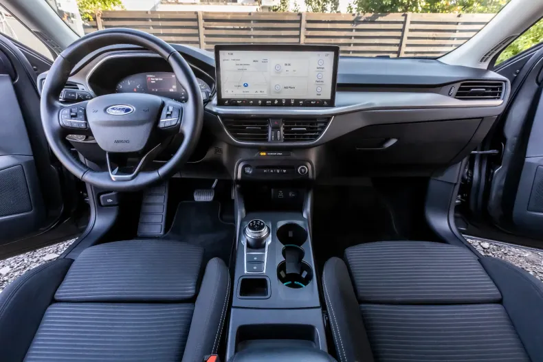 Ford Focus din 2022 cu 150.000 km - oferta FOR242029 - foto 16