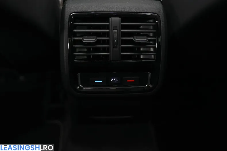 Volkswagen Passat din 2020 cu 128.606 km - oferta VOL242043 - foto 28