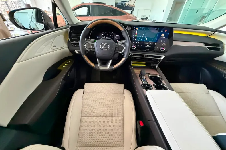 Lexus Seria RX din 2026 cu 5 km - oferta LEX242047 - foto 12
