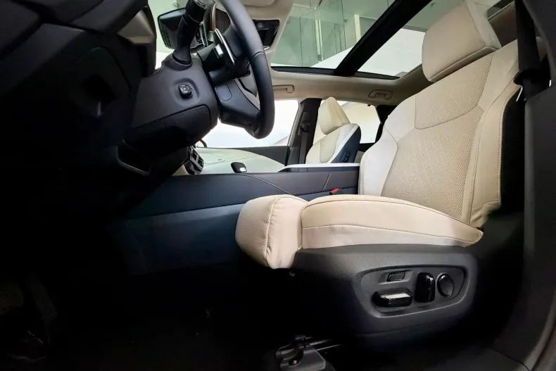Lexus Seria RX din 2026 cu 5 km - oferta LEX242047 - foto 13