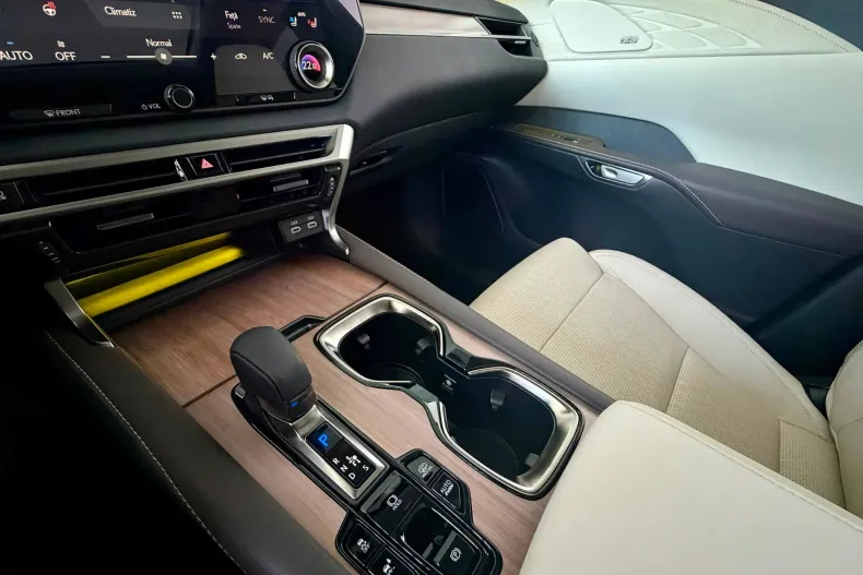 Lexus Seria RX din 2026 cu 5 km - oferta LEX242047 - foto 29