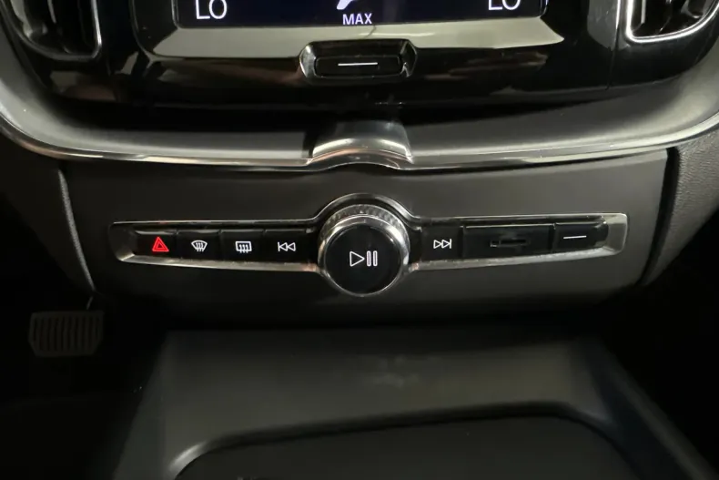 Volvo XC60 din 2020 cu 121.720 km - oferta VOL242051 - foto 16
