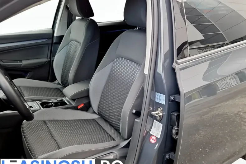 Volkswagen Golf din 2022 cu 70.559 km - oferta VOL242068 - foto 15