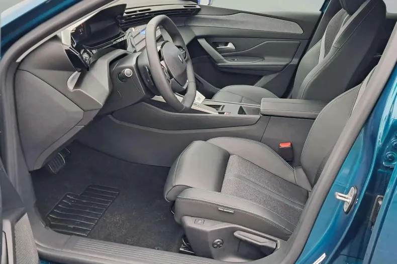 Peugeot 308 din 2025 cu 2 km - oferta PEU242075 - foto 10