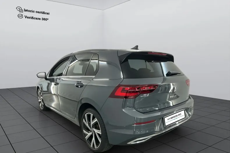 Volkswagen Golf din 2023 cu 70.977 km - oferta VOL242076 - foto 3