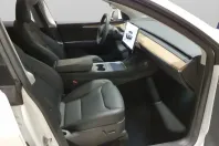 Tesla Model Y din 2023 cu 64.168 km - oferta TES242078 - foto 7