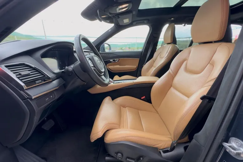 Volvo XC90 din 2022 cu 97.479 km - oferta VOL242082 - foto 10