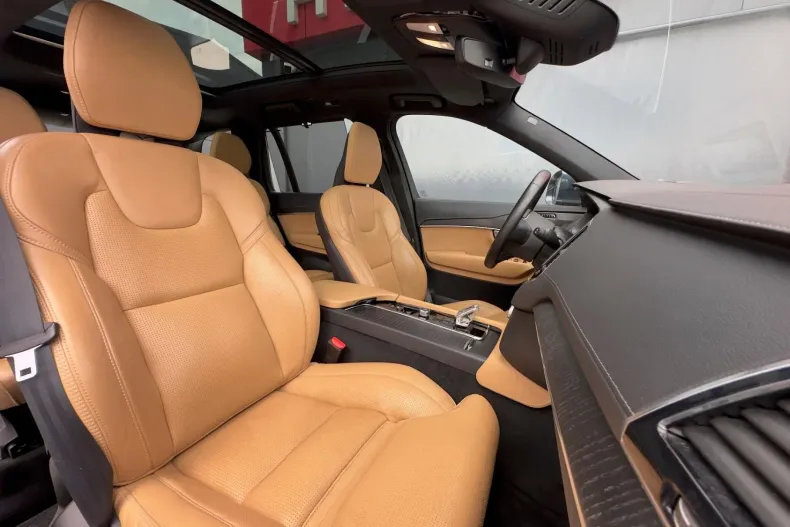 Volvo XC90 din 2022 cu 97.479 km - oferta VOL242082 - foto 24