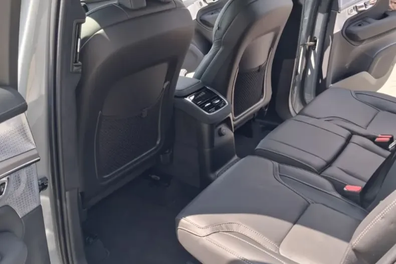 Volvo XC90 din 2026 cu 1 km - oferta VOL242095 - foto 14