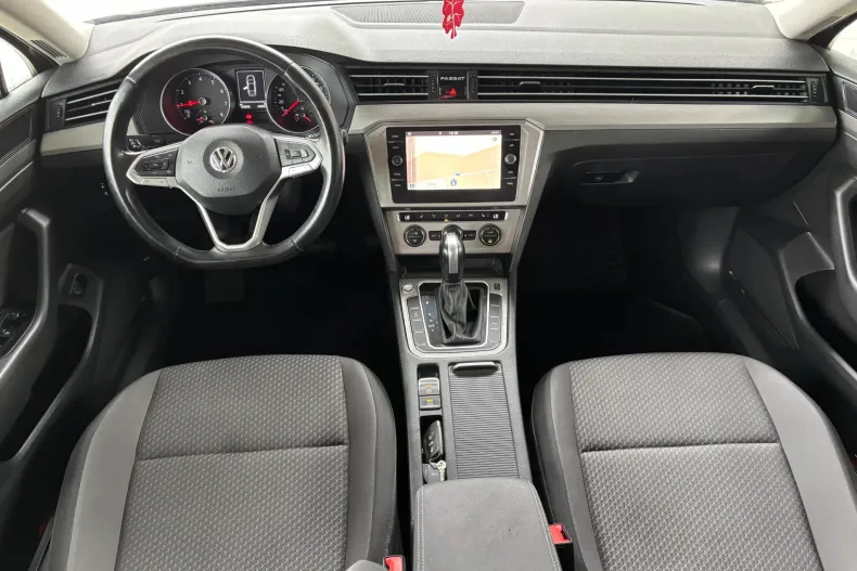 Volkswagen Passat din 2020 cu 143.700 km - oferta VOL242103 - foto 3