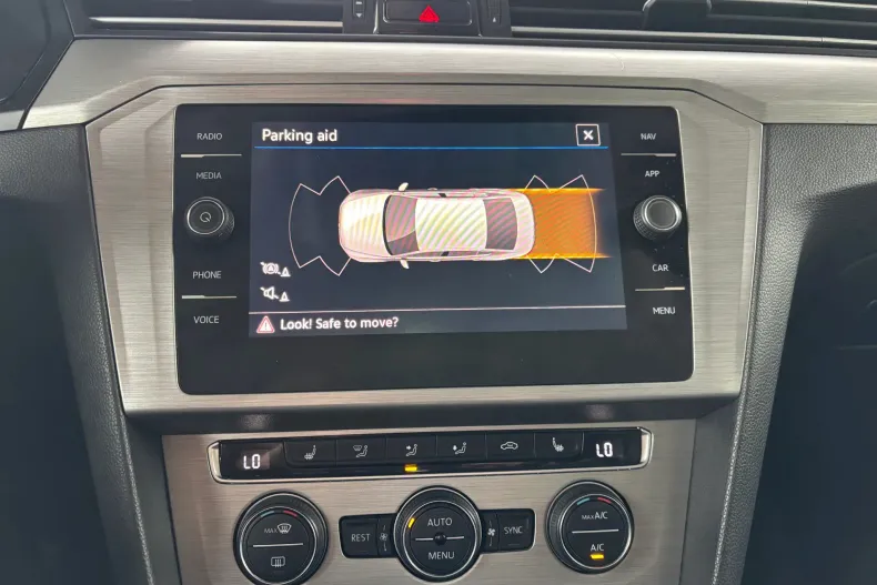 Volkswagen Passat din 2020 cu 143.700 km - oferta VOL242103 - foto 13