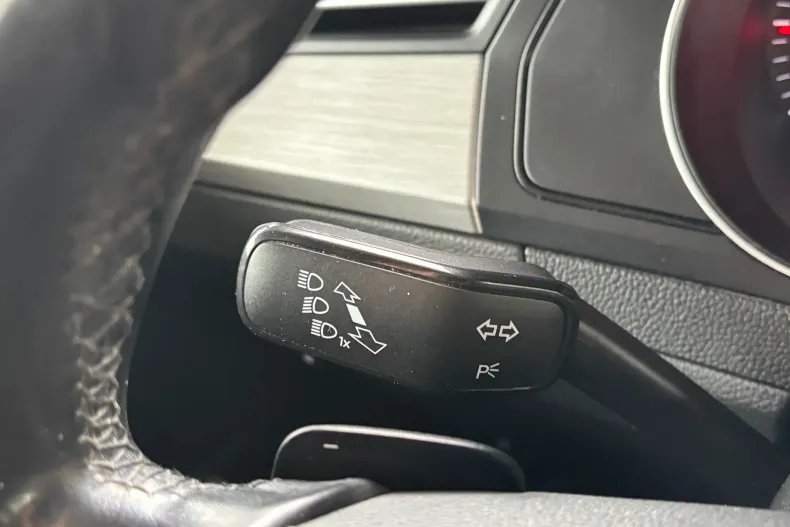 Volkswagen Passat din 2020 cu 143.700 km - oferta VOL242103 - foto 25