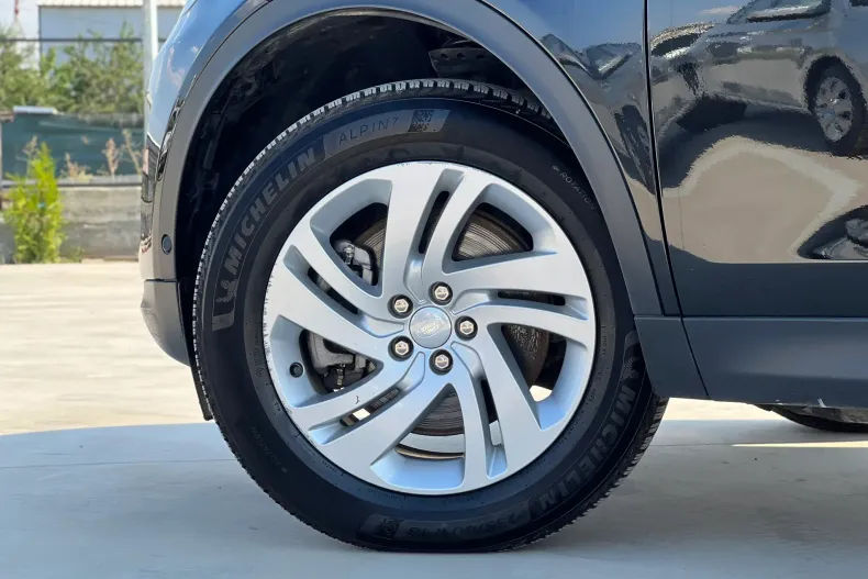 Land Rover Discovery Sport din 2022 cu 135.000 km - oferta LAN242105 - foto 5