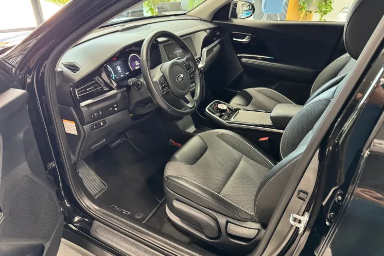 Kia Niro din 2021 cu 70.000 km - oferta KIA242110 - foto 5