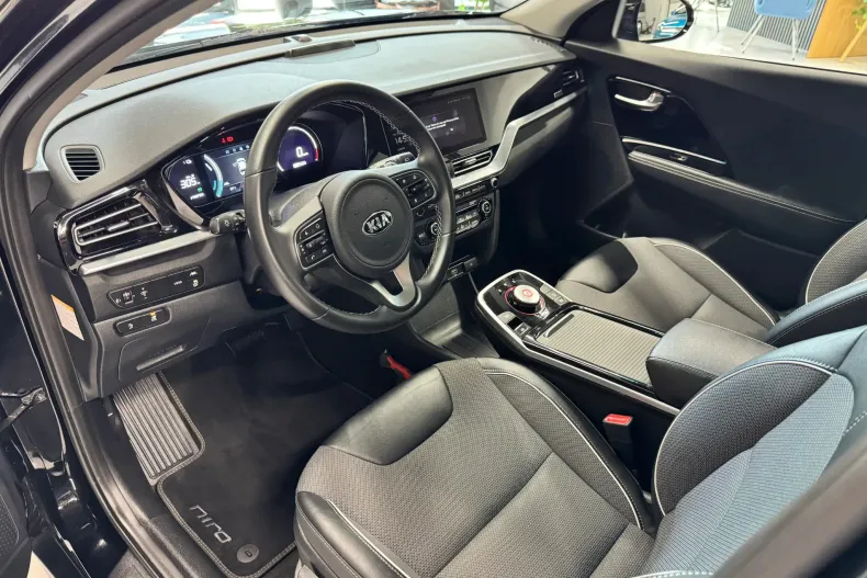 Kia Niro din 2021 cu 70.000 km - oferta KIA242110 - foto 7