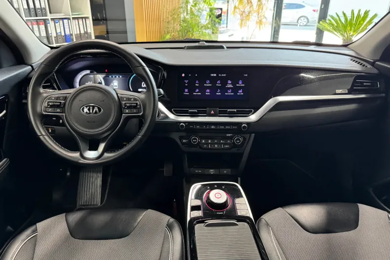 Kia Niro din 2021 cu 70.000 km - oferta KIA242110 - foto 18