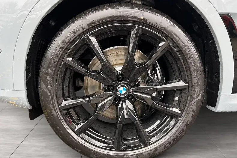BMW X7 (Seria X) din 2026 cu 0 km - oferta BMW242115 - foto 6