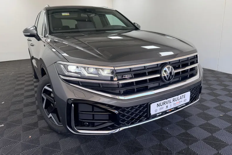 Volkswagen Touareg din 2025 cu 25.000 km - oferta VOL242119 - foto 8