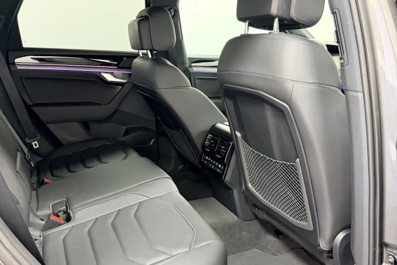 Volkswagen Touareg din 2025 cu 25.000 km - oferta VOL242119 - foto 15