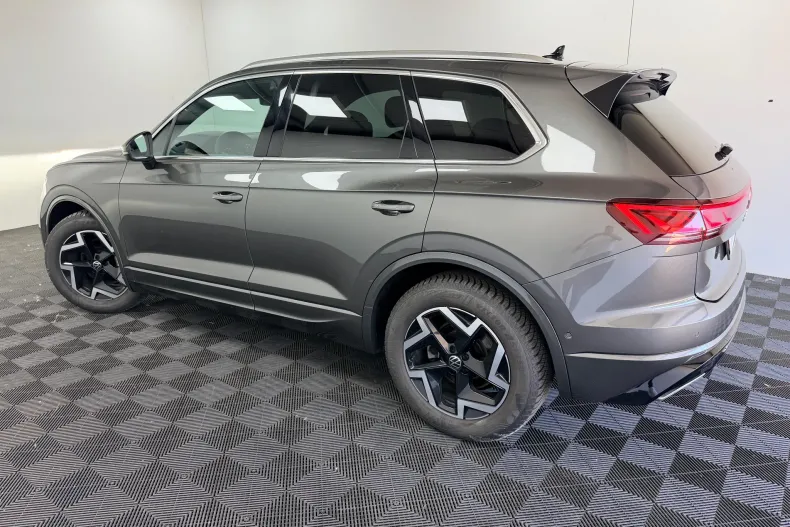 Volkswagen Touareg din 2025 cu 25.000 km - oferta VOL242119 - foto 18