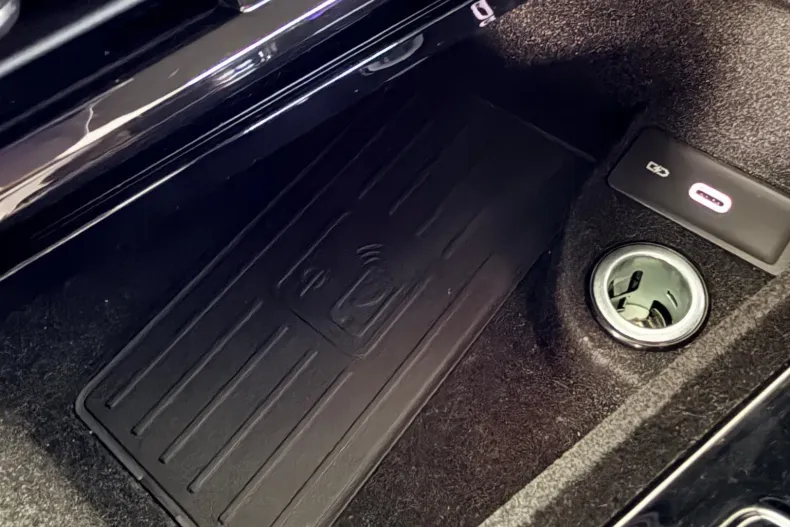 Volkswagen Touareg din 2025 cu 25.000 km - oferta VOL242119 - foto 31