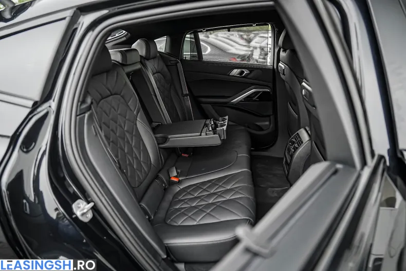 BMW X6 (Seria X) din 2024 cu 39 km - oferta BMW242131 - foto 21