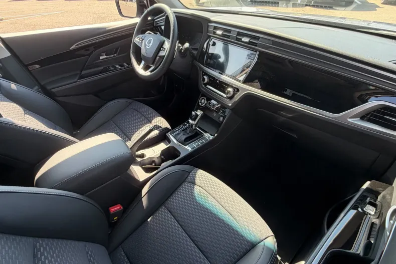KGM Korrando din 2025 cu 7 km - oferta KGM242132 - foto 7