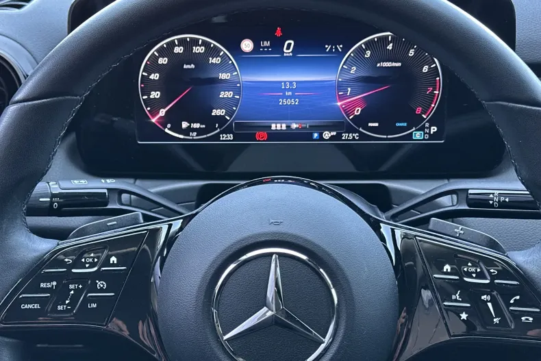 Mercedes-Benz C 180 (Clasa C) din 2023 cu 25.052 km - oferta MER242140 - foto 10