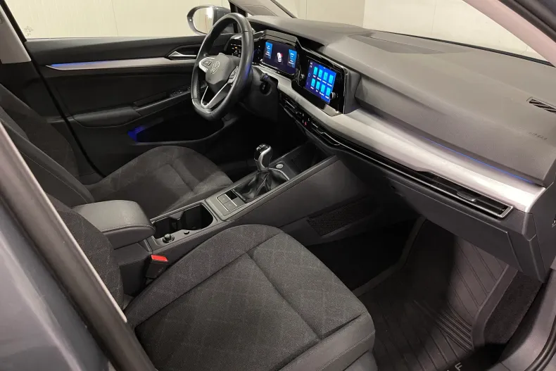 Volkswagen Golf din 2023 cu 73.819 km - oferta VOL242150 - foto 11