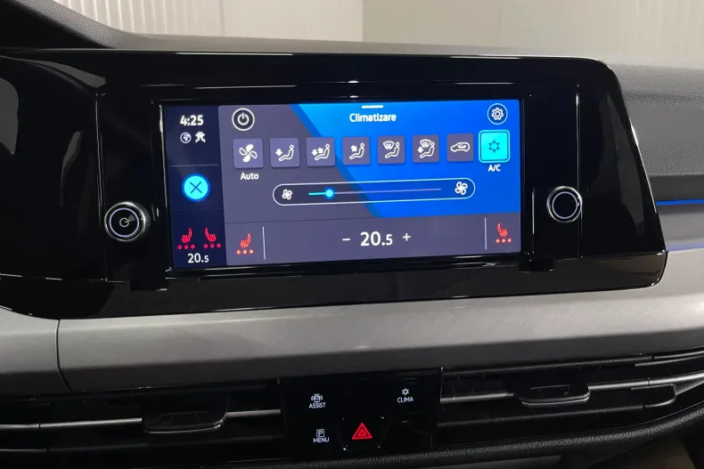 Volkswagen Golf din 2023 cu 73.819 km - oferta VOL242150 - foto 18