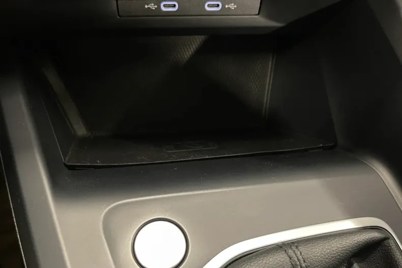 Volkswagen Golf din 2023 cu 73.819 km - oferta VOL242150 - foto 24