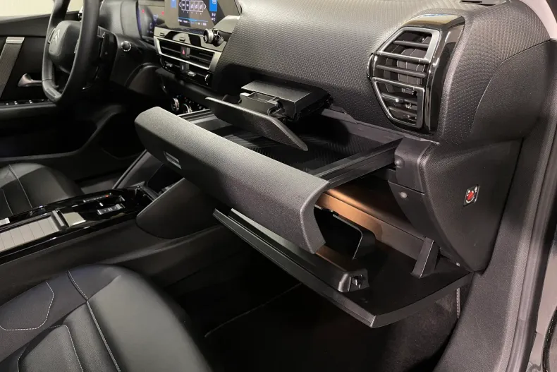 Citroën C4 din 2021 cu 93.130 km - oferta CIT242152 - foto 35