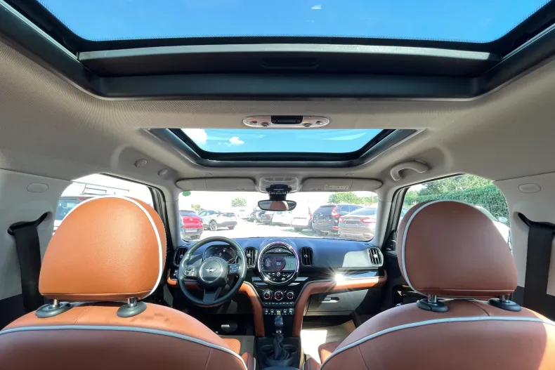 MINI Countryman din 2023 cu 86.391 km - oferta MIN242153 - foto 7