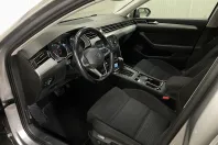 Volkswagen Passat din 2022 cu 124.141 km - oferta VOL242156 - foto 5