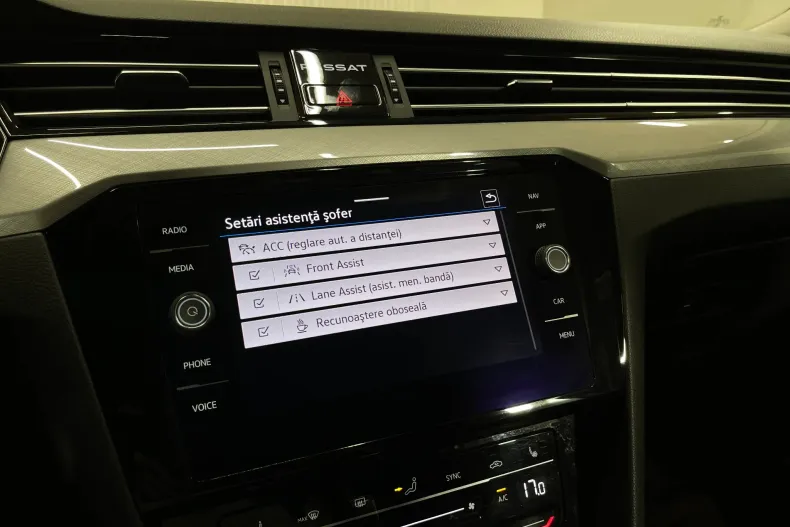 Volkswagen Passat din 2022 cu 124.141 km - oferta VOL242156 - foto 17