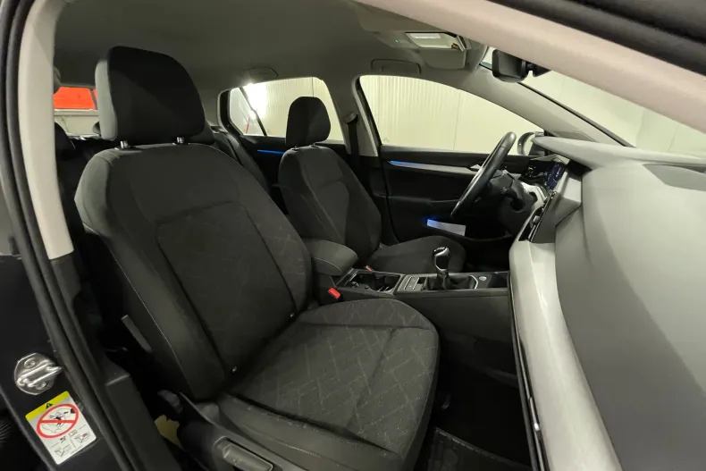 Volkswagen Golf din 2021 cu 40.949 km - oferta VOL242158 - foto 11