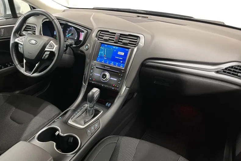 Ford Mondeo din 2022 cu 106.341 km - oferta FOR242161 - foto 8