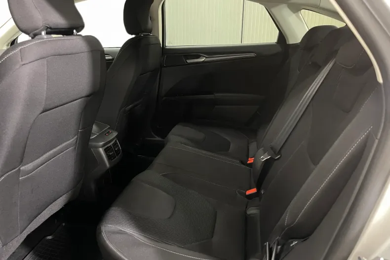 Ford Mondeo din 2022 cu 106.341 km - oferta FOR242161 - foto 11