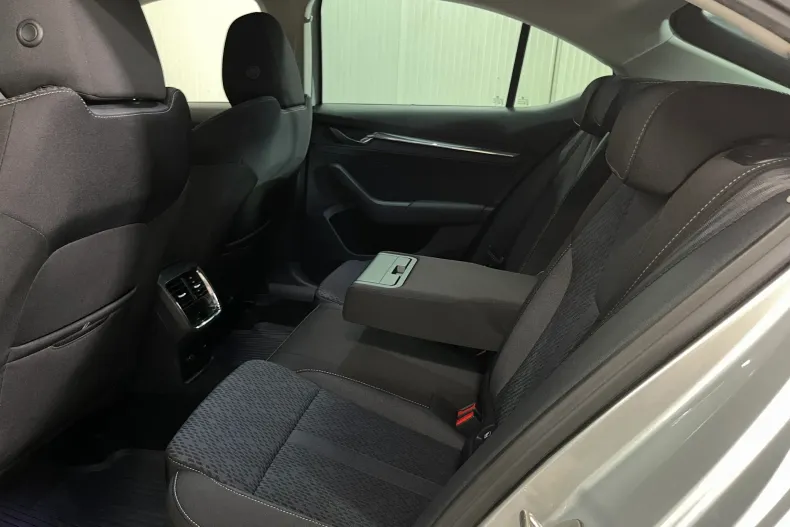 Skoda Octavia din 2021 cu 160.832 km - oferta SKO242162 - foto 12
