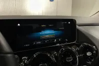 Mercedes-Benz GLA 200 (Clasa GLA) din 2020 cu 16.070 km - oferta MER242163 - foto 19
