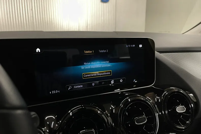 Mercedes-Benz GLA 200 (Clasa GLA) din 2020 cu 16.070 km - oferta MER242163 - foto 19
