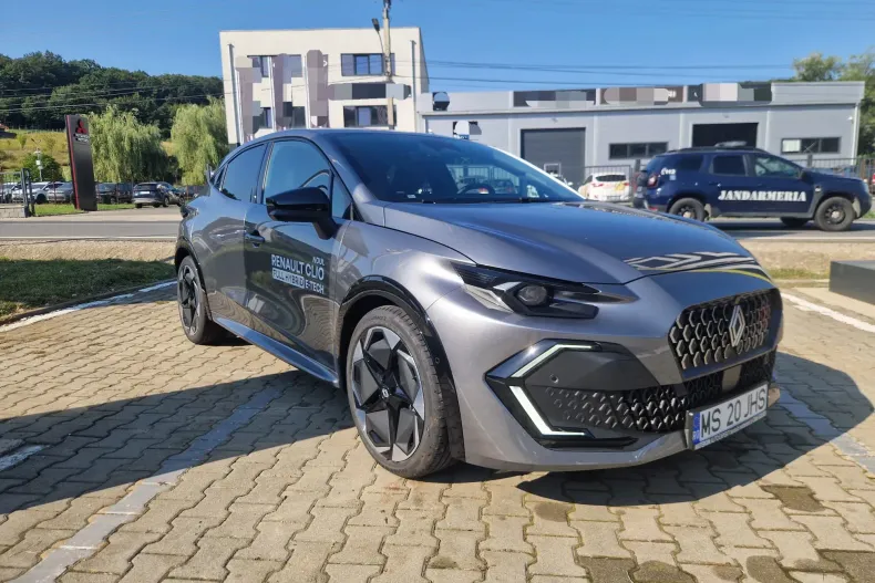 Renault Clio din 2026 cu 1.466 km - oferta REN242172 - foto 3